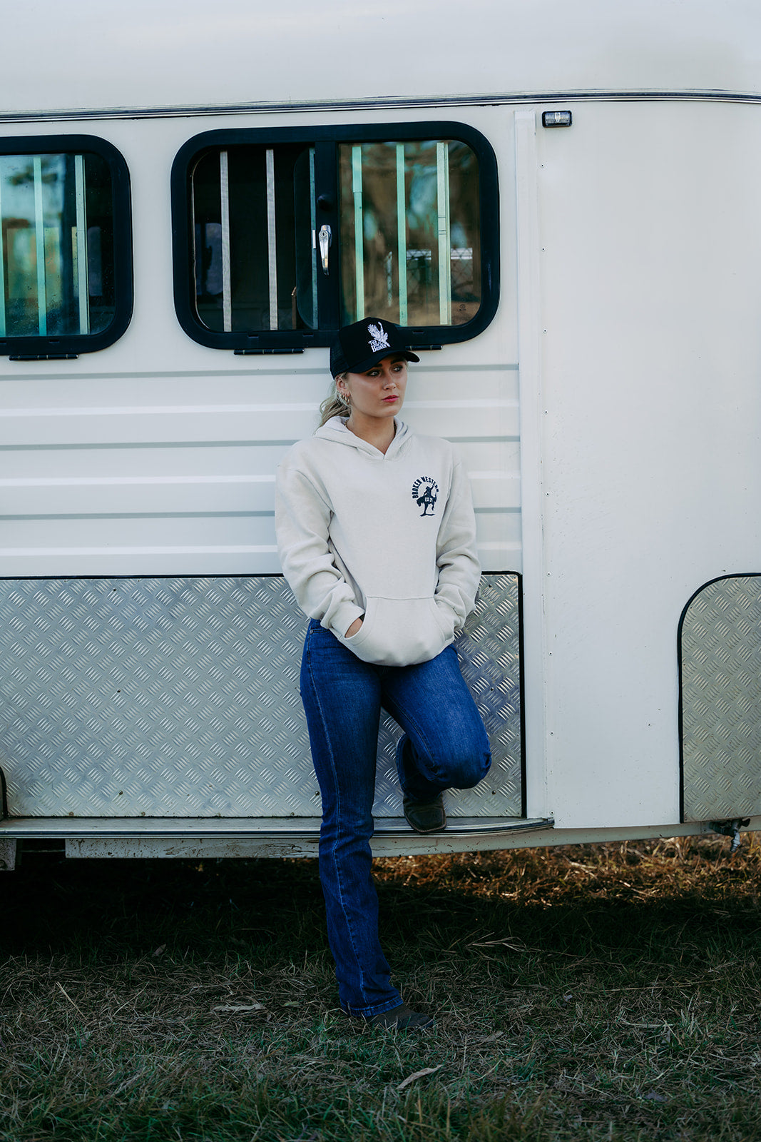 Broken Arch Hoodie - Cream